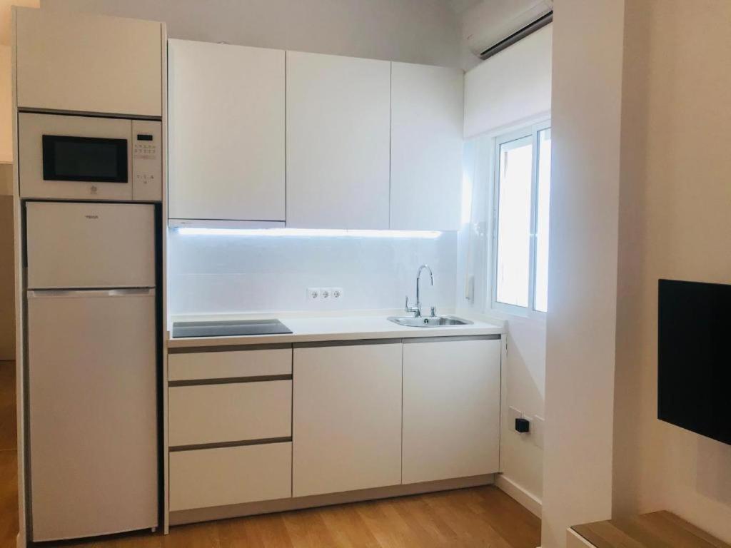 Gleaming & Well Located Apartment In Malaga Center エクステリア 写真